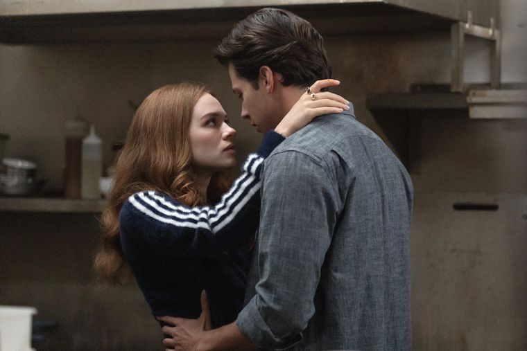 Sadie Soverall y Matt Cornett protagonizan la serie Cada año que pasé contigo. Sadie Soverall y Matt Cornett protagonizan la serie Cada año que pasé contigo. 