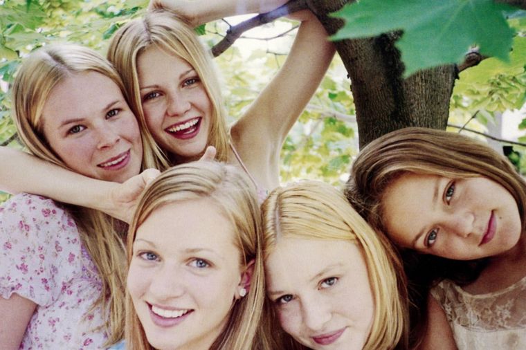 Las hermanas Lisbon en la primera película de la directora.