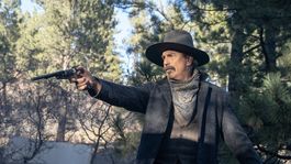 Kevin Costner en Horizon: An American Saga, el western que pagó de su bolsillo y fracasó estrepitosamente. Kevin Costner en Horizon: An American Saga, el western que pagó de su bolsillo y fracasó estrepitosamente.