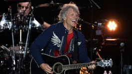 Bon Jovi tendrá una biopic. Bon Jovi tendrá una biopic.