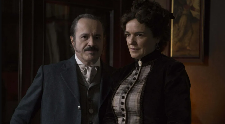 Leonardo Medeiros interpreta a Hippolyte Léon Denizard Rivail, también conocido como Allan Kardec. Leonardo Medeiros interpreta a Hippolyte Léon Denizard Rivail, también conocido como Allan Kardec. 