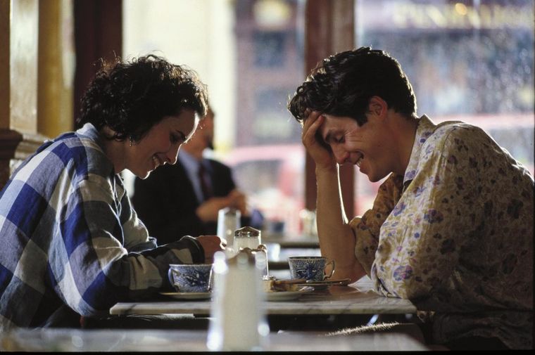 Hugh Grant y Andie MacDowell en Cuatro bodas y un funeral. Hugh Grant y Andie MacDowell en Cuatro bodas y un funeral.