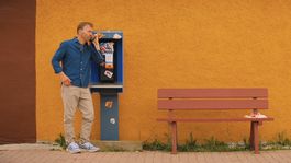 Bob Odenkirk en su regreso como Hutch Mansell para Nobody 2. Bob Odenkirk en su regreso como Hutch Mansell para Nobody 2.