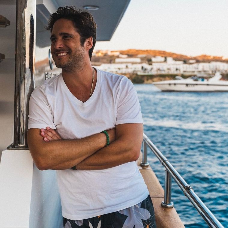 Diego Boneta logró ganancias millonarias gracias a la serie de Luis Miguel.