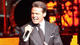 la insolita pelea entre alejandra avalos y erika buenfil por luis miguel