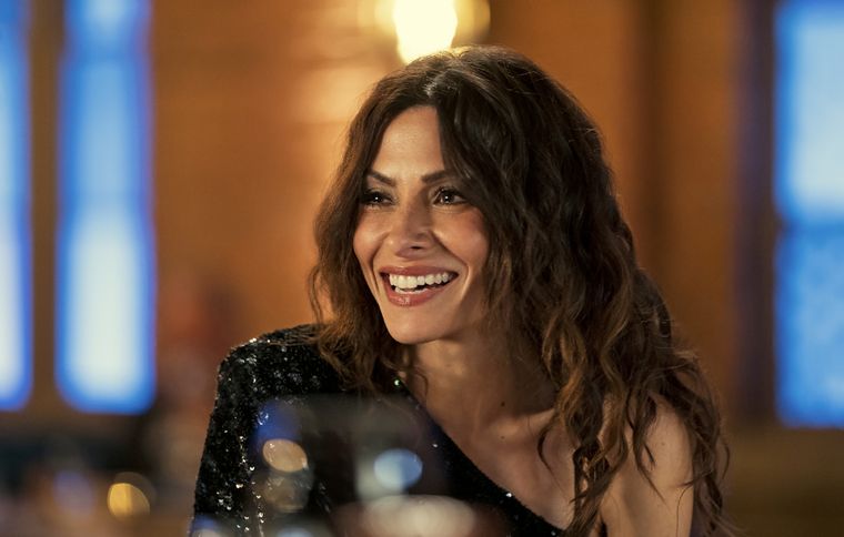 Sarah Shahi en la segunda temporada de Sexo/Vida