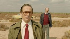 Rojo, la película de Benjamín Naishtat que narra un oscuro y atrapante suceso ambientado en la década del 70