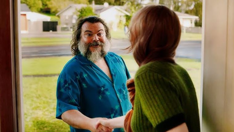 El personaje de Alex aparece en la escena post-crédito de la película. El personaje de Alex aparece en la escena post-crédito de la película.