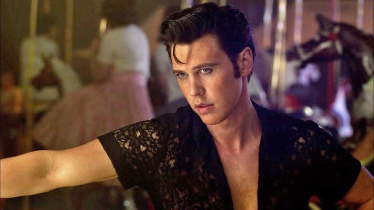 Austin Butler como Elvis Presley