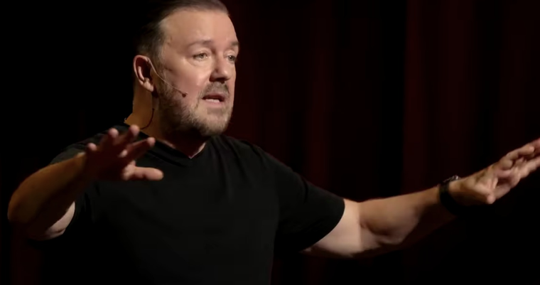Ricky Gervais arrasa con su nuevo especial