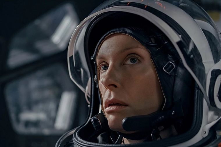 Sobrevivir o morir, la premisa de Pasajero Inesperado