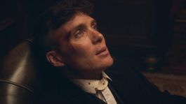 Cillian Murphy como el icónico Tommy Shelby en la sexta temporada de Peaky Blinders.