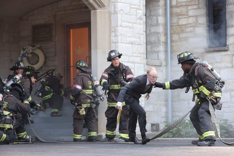 El cuerpo de Bomberos de Chicago tendrá de regreso a un compañero