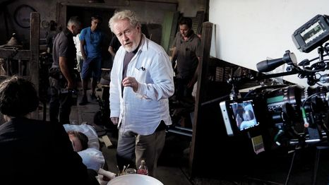 Ridley Scott grabando Todo el dinero del mundo (2017)