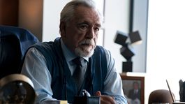 Brian Cox interpreta a Logan Roy, el patriarca de la familia