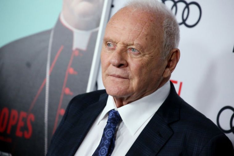 Hopkins celebra su cumpleaños el último día del año