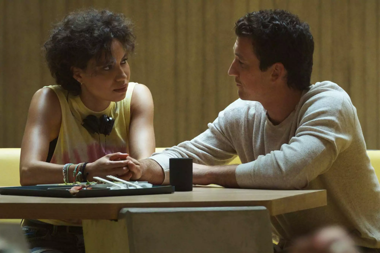 Jurnee Smollett y Miles Teller protagonizan el filme de Netflix