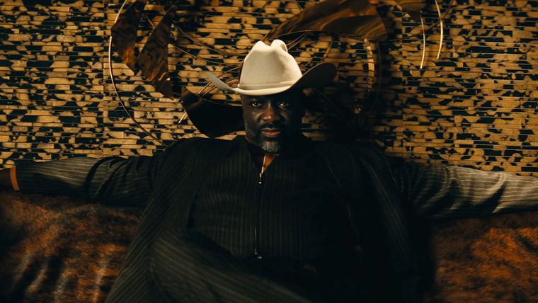 Adewale Akinnuoye-Agbaje interpreta a Alamo Brown en Euphoria Adewale Akinnuoye-Agbaje interpreta a Alamo Brown en Euphoria