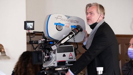 Nolan sigue sumando estrellas a su nuevo proyecto