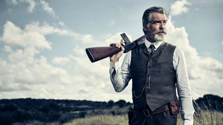Pierce Brosnan es el protagonista de la épica serie western The Son. Pierce Brosnan es el protagonista de la épica serie western The Son.