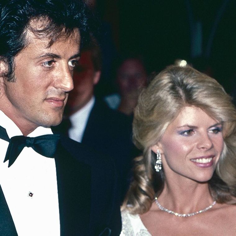 Tras el diagnóstico de su hijo, Sylvester Stallone priorizó producciones de rodaje corto y cerca de casa, destacando siempre el gran trabajo de su ex, Sasha Czack, que dejo todo de lado por cuidar de Seargeoh. Tras el diagnóstico de su hijo, Sylvester Stallone priorizó producciones de rodaje corto y cerca de casa, destacando siempre el gran trabajo de su ex, Sasha Czack, que dejo todo de lado por cuidar de Seargeoh.