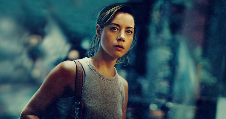 Aubrey Plaza en Emily la criminal, uno de los mejores thrillers para ver en Netflix.