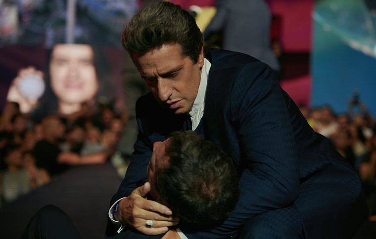 Diego Peretti se luce en el primer avance de El Reino