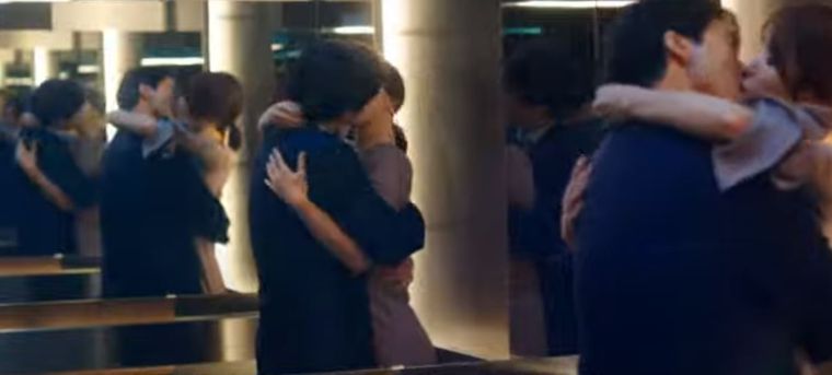 Alta sociedad tiene una duración de 120 minutos