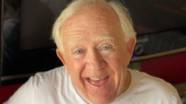 Leslie Jordan nació el 29 de abril de 1955 en Tennessee