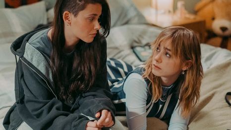 Nicole Wallace y Clara Galle protagonizan la serie Ni una más