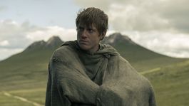 El caballero de los Siete Reinos finalizó su primera temporada. El caballero de los Siete Reinos finalizó su primera temporada.