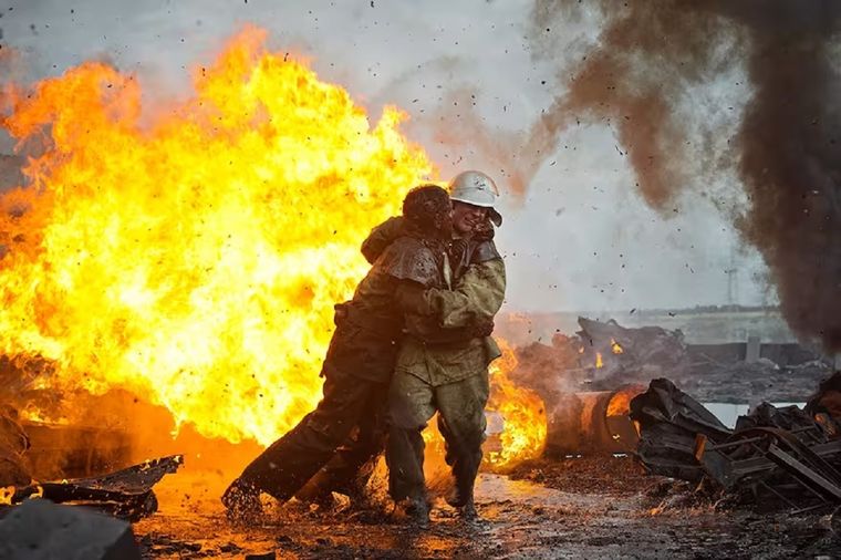 Chernobyl la película tiene mucha acción