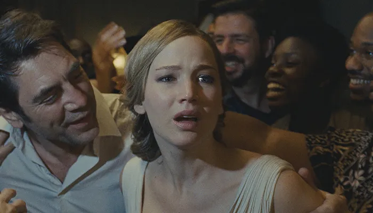 Protagonizada por Jennifer Lawrence, Javier Bardem, Michelle Pfeiffer y Ed Harris. Protagonizada por Jennifer Lawrence, Javier Bardem, Michelle Pfeiffer y Ed Harris.