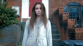 Jodie Comer protagoniza esta miniserie británica. Jodie Comer protagoniza esta miniserie británica.