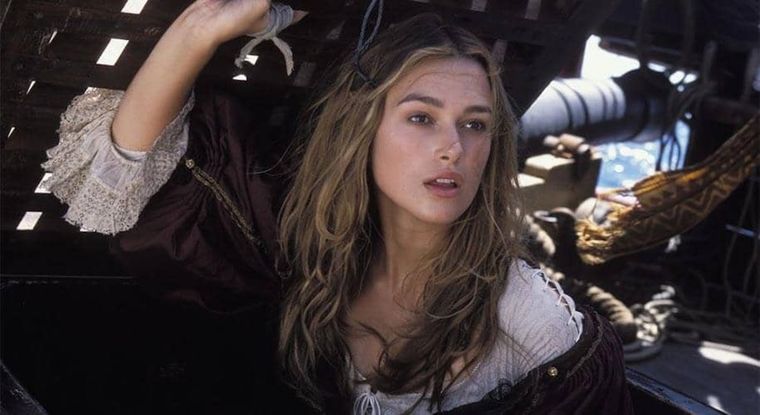 Keira Knightley tenía 17 años cuando interpretó a Elizabeth por primera vez