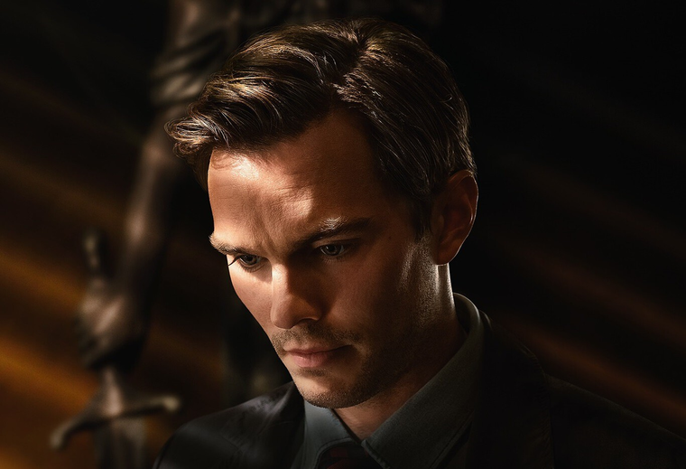 Nicholas Hoult protagoniza lo nuevo de Clint Eastwood