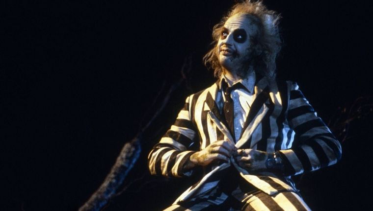 Michael Keaton vuelve a interpretar al querido fantasma en Beetlejuice Beetlejuice.