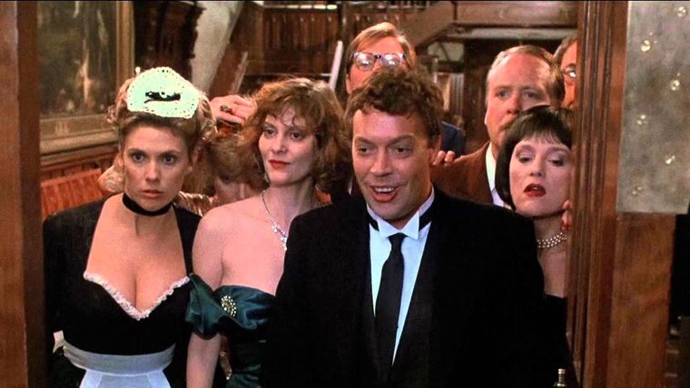 Tim Curry, Eileen Brennan y Christopher Lloyd lideraron el reparto de la cinta original