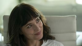 Dakota Johnson interpreta a la introvertida Lucy Dakota Johnson interpreta a la introvertida Lucy