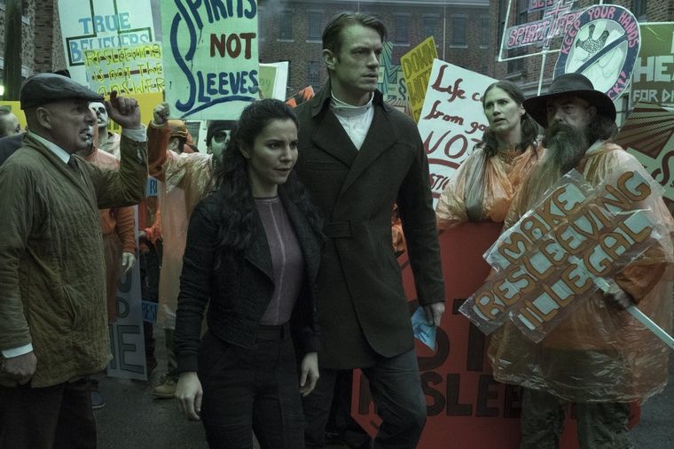 Altered carbon cuenta con dos temporadas en Netflix