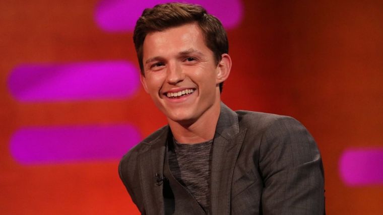 Tom Holland tuvo un gran gesto con los fans que se acercaron al set de filmación en Alicante