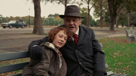 La película tiene una duración de 115 minutos