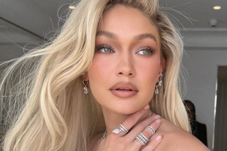 Gigi Hadid fue detenida tras regresar de sus vacaciones.