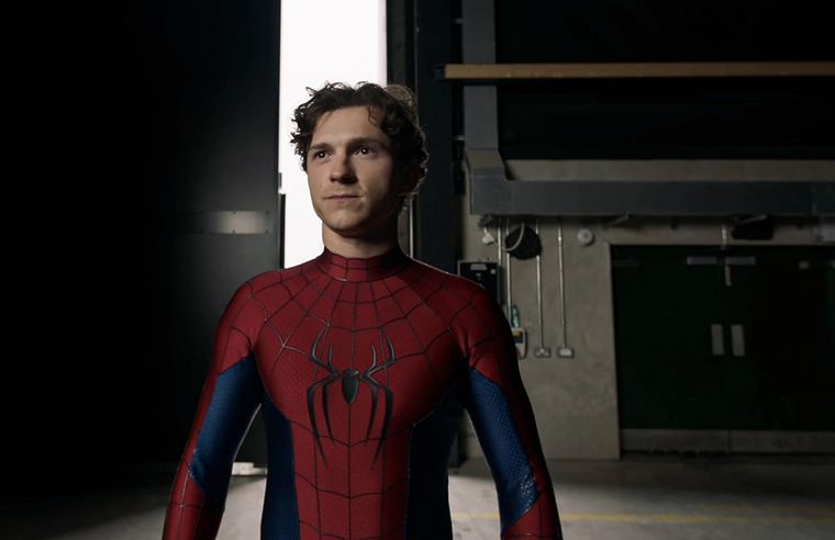 Tom Holland regresa como Spider-Man