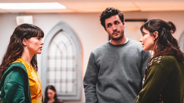 Beso de tres, la nueva comedia romántica para ver hoy en Amazon Prime Video Beso de tres, la nueva comedia romántica para ver hoy en Amazon Prime Video