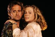 Michael Douglas y Kathleen Turner en esta olvidada joya de los 80