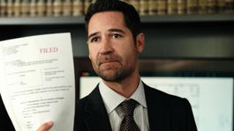 netflix podria estrenar antes de lo esperado el final de el abogado del lincoln netflix podria estrenar antes de lo esperado el final de el abogado del lincoln