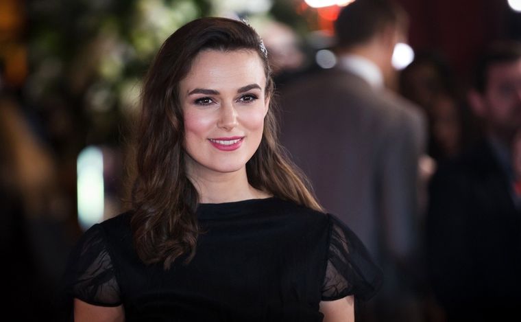 Keira Knightley es la protagonista de esta comedia