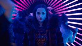 Ana de Armas como Eve, la asesina de élite