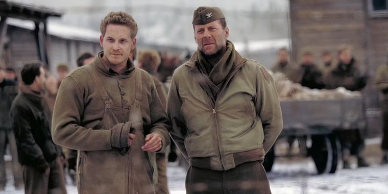 El filme se destaca por su elenco de primera línea y su intrigante historia El filme se destaca por su elenco de primera línea y su intrigante historia